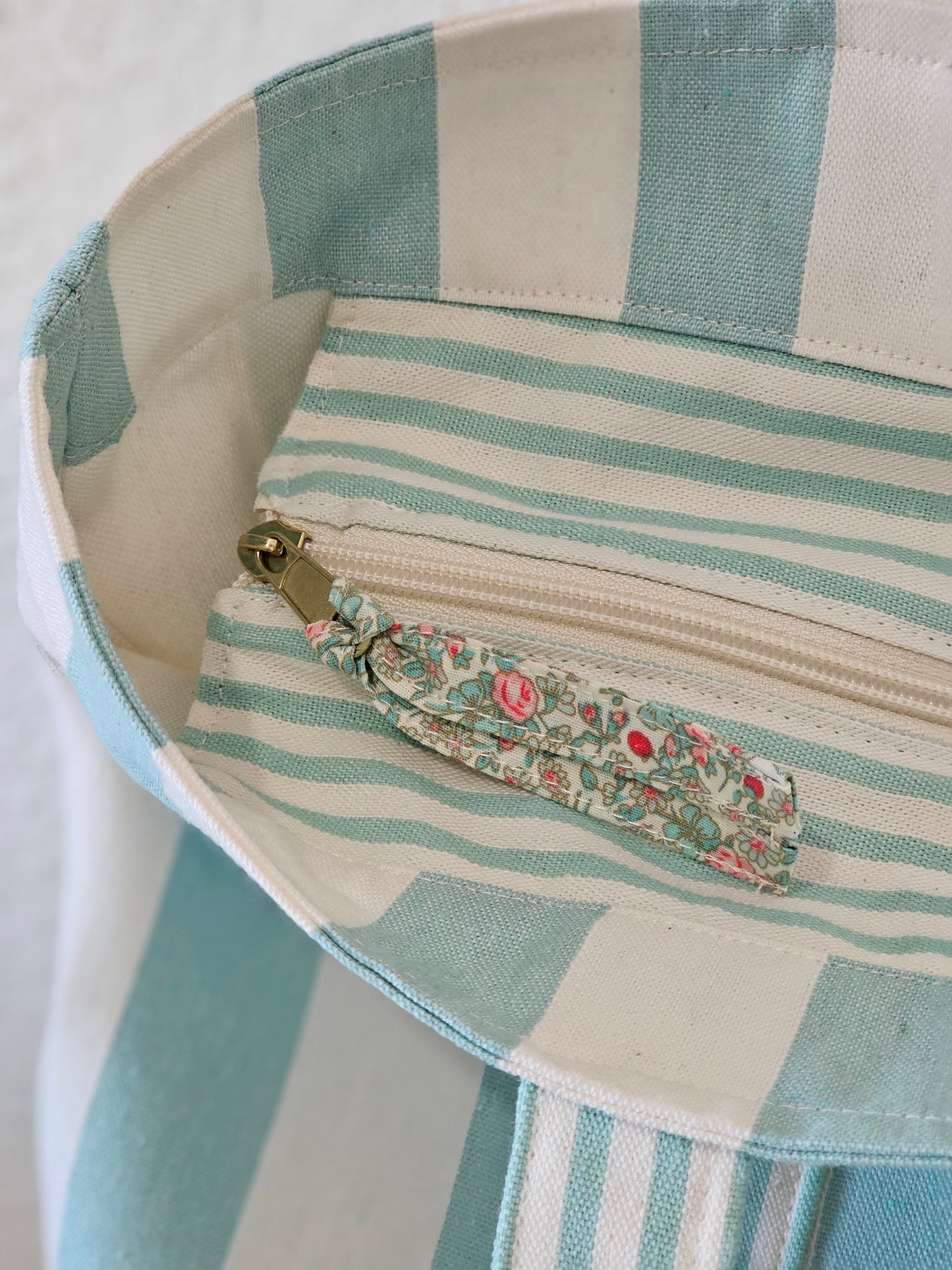 Bolsa XL para playa de loneta rayas y floral